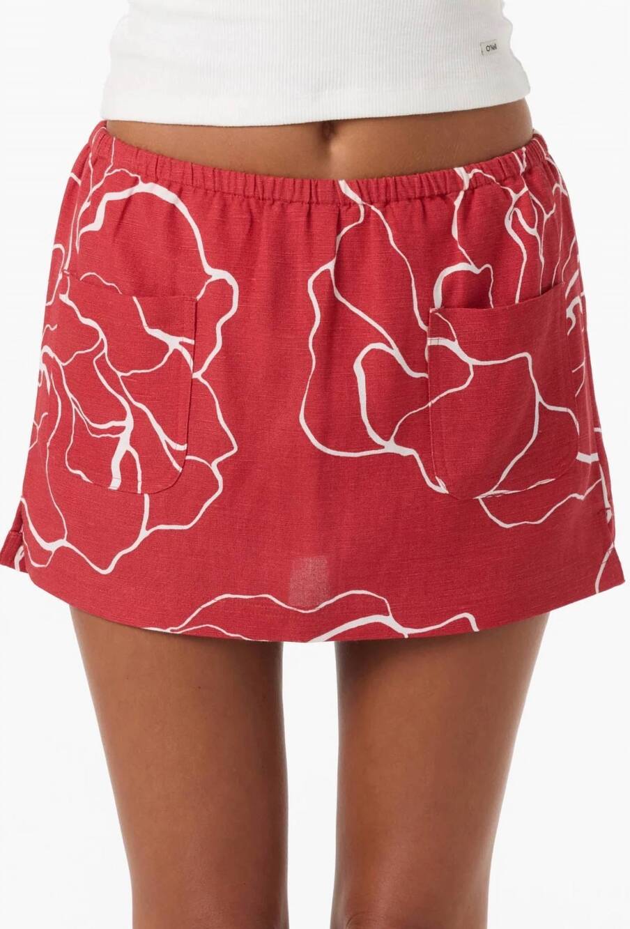 NEW O'NEILL townes floral skort in lifeguard red